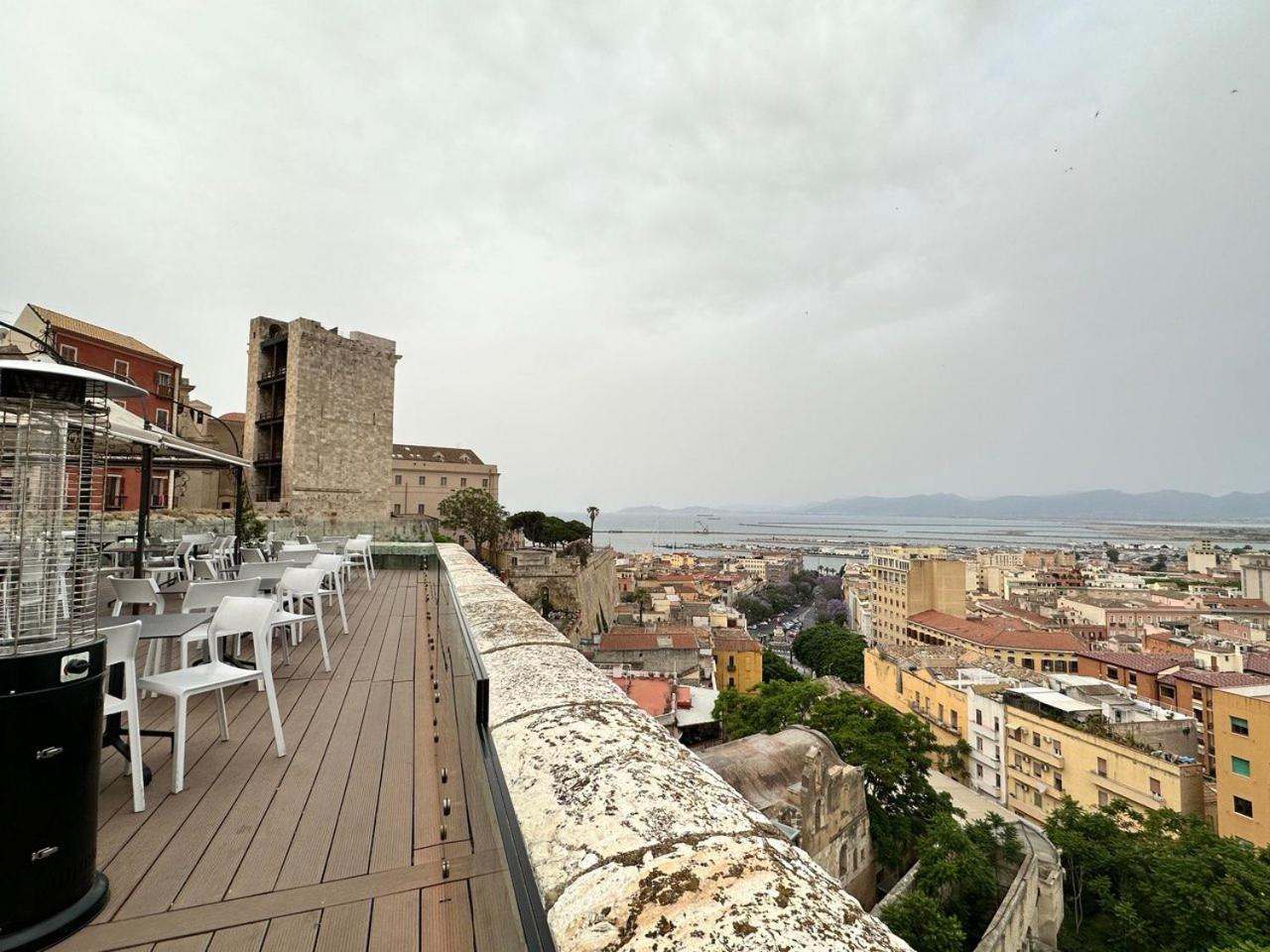 Art Studio Appartamento Castello كالياري المظهر الخارجي الصورة